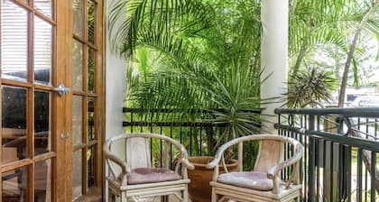 Sandy Bottoms Broadview