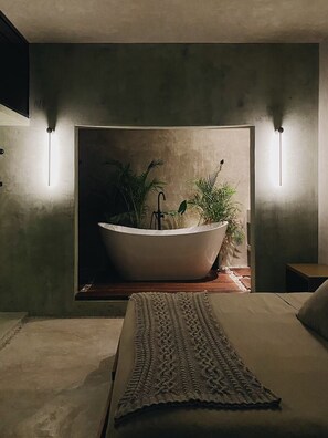 7 Schlafzimmer, Bügeleisen/Bügelbrett, kostenloses WLAN, Bettwäsche