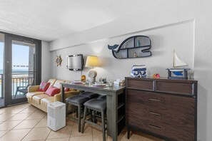 Interior - Oceanfront Studio with Private Balcony, Pools & Beach Access (Daytona Beach Shores)