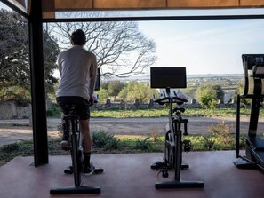 Fitness facility - The Lodge Mallorca (Sa Pobla)