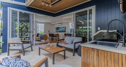 Azure- Coastal retreat