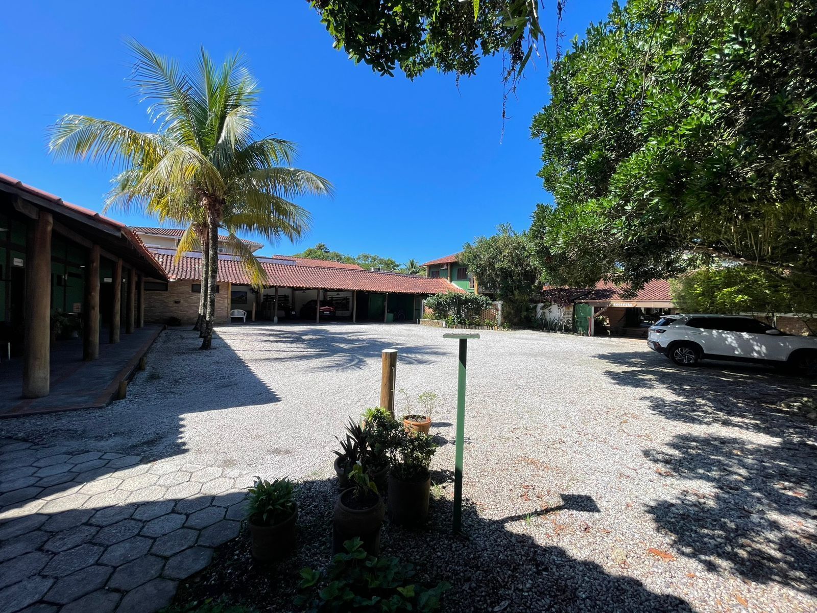 Estacionamento grátis com manobrista