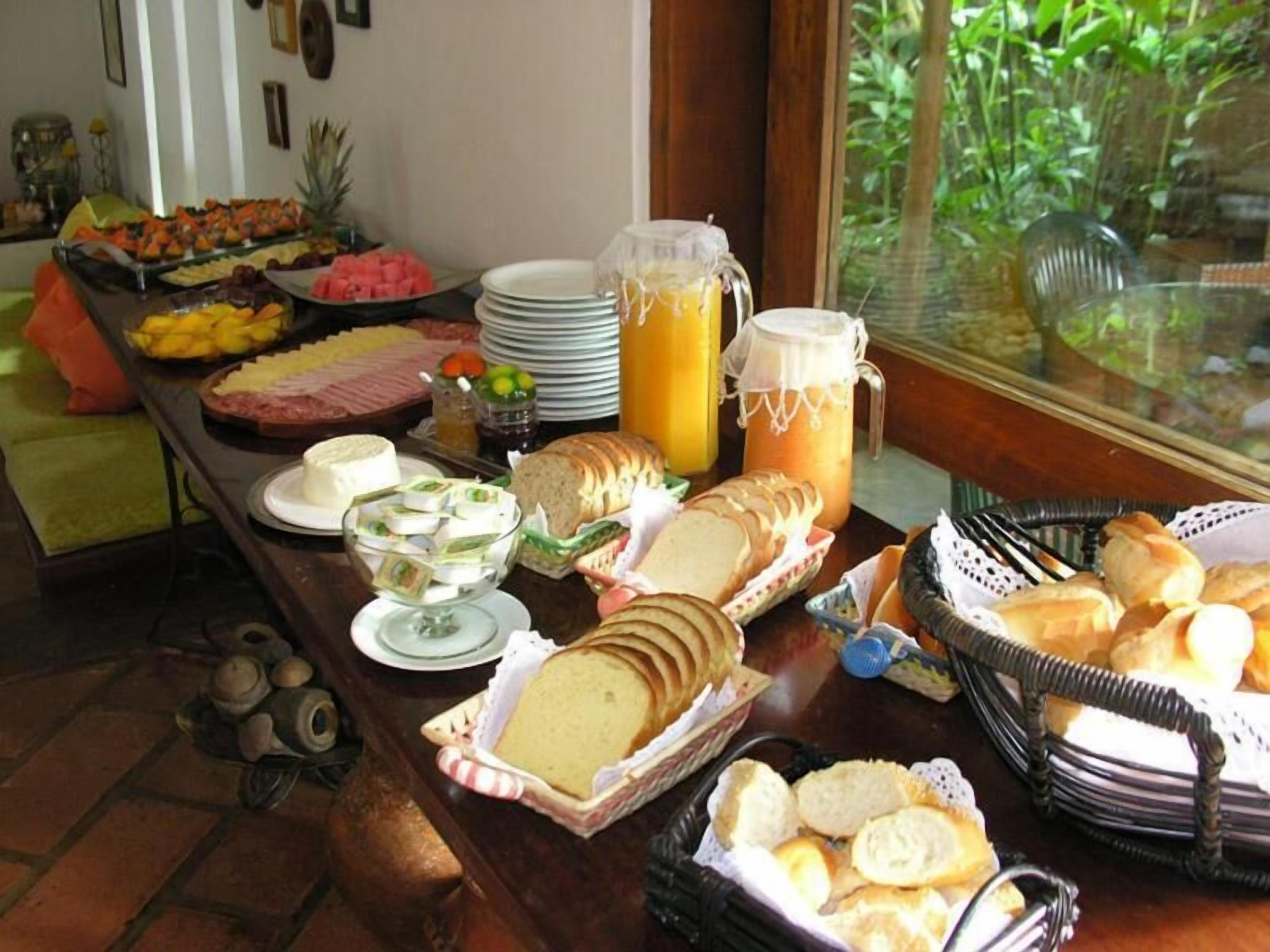 تناول الطعام