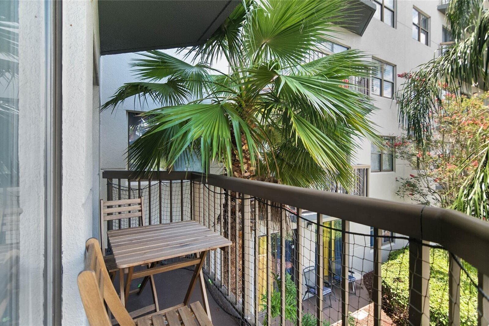 华丽公寓, 公园景观 | 露台