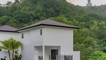 Quang cảnh nhìn từ nơi lưu trú