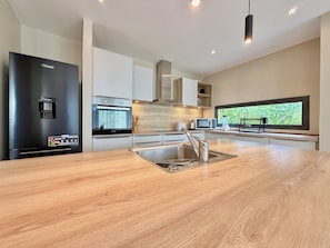 Private kitchen - Modern Stylish Oceanfront Pool Villa | Secure w/ Generator | Fumba Town Zanzibar (Mchamba Wima)