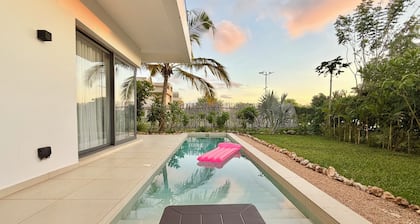 Modern Stylish Oceanfront Pool Villa | Secure w/ Generator | Fumba Town Zanzibar
