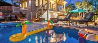Resort-Style 5BR Villa with Guesthouse, Pool & Spa