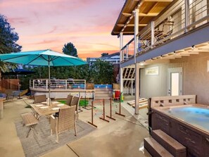 Outdoor dining - Resort-Style 5BR Villa with Guesthouse, Pool & Spa (Poway)