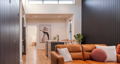 Style, space & comfort in the heart of Currie