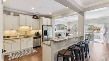 Fridge, microwave, oven, dishwasher