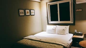 Standard Double Room, City View | Soundproofing, free WiFi