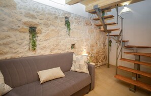 TV - Stunning home in Siracusa with WiFi (Siracusa)