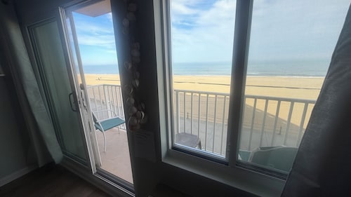 Oceanfront Condo On Boardwalk Virginia beach