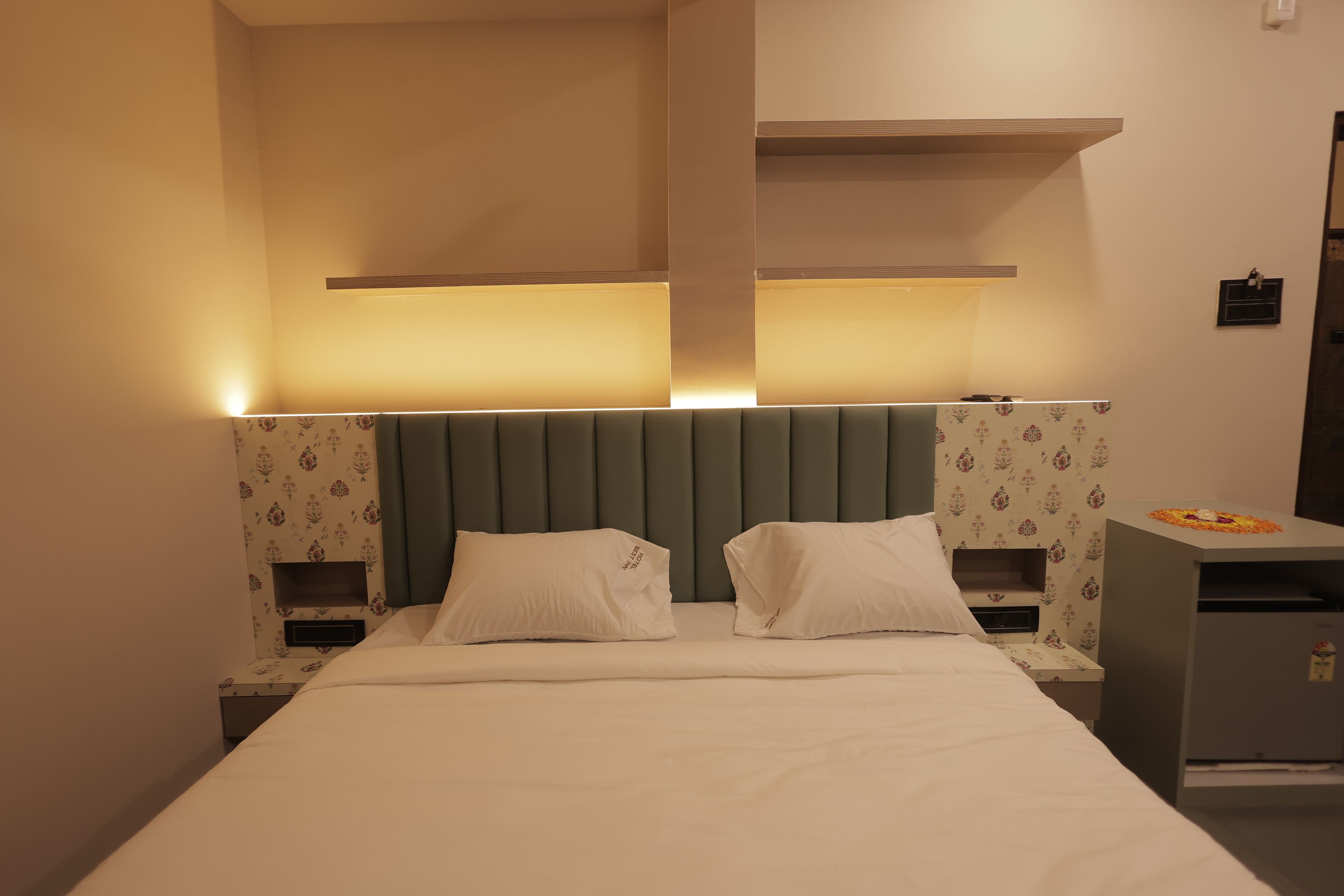 Deluxe-Doppelzimmer | Bügeleisen/Bügelbrett, kostenloses WLAN