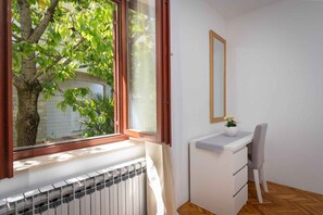 Interior - Holiday apartment with air conditioning and terrace (Funtana)