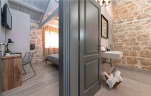 1 bedroom, WiFi - Villa with air conditioning and pool (Vržnaveri)