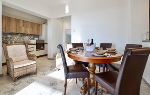 Dining - Awesome home in Camaiore with house sea view (Camaiore)