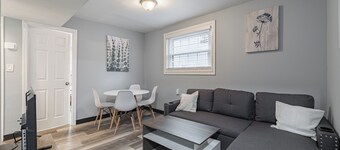 Beautiful APT with 3-Beds Near Downtown