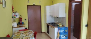 Dining - Studio with air conditioning and balcony (Eraclea Mare)