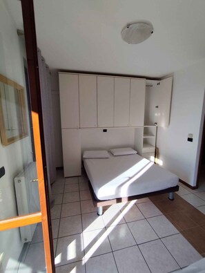 1 bedroom - Studio with air conditioning and balcony (Eraclea Mare)