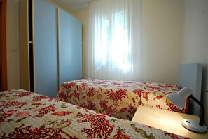 Room - Holiday apartment mit Terrasse (Lignano Sabbiadoro)