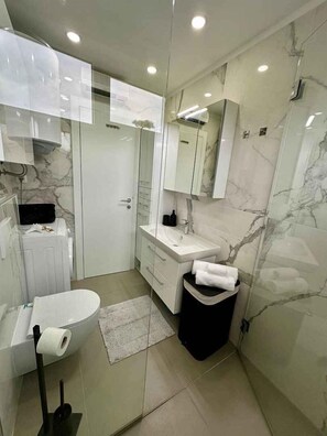 Bathroom - Holiday apartment With sea view and large terrace (Punat)