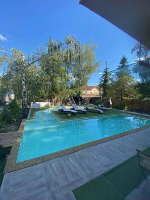 Pool - Holiday apartment with swimming pool, hot tub and sauna near the water (Siófok)