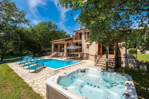 Pool - Holiday house in the green heart of Istria with pool (Poreč)