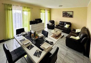 Dining - Holiday apartment with sea view (Krk)