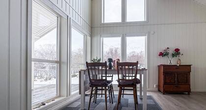 3 bedroom lovely home in Hol