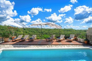 Pool - Villa WITH POOL AND GARDEN (Momjan)