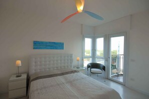 3 bedrooms - Holiday apartment with air conditioning and balcony with sea view (Lignano Sabbiadoro)