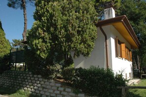 Exterior - Holiday apartment with air conditioning and garden (Lignano Sabbiadoro)