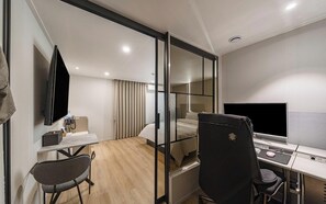 1PC Massage Chair | Free WiFi, bed sheets - Incheon Juan Youth Hotel (Incheon)