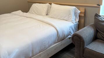 2 bedrooms, free WiFi, bed sheets, wheelchair access