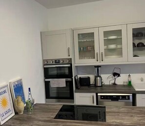 Apartment, Balcony | Private kitchen - Spacious Room & Shared Bath in Valletta (Ħamrun)