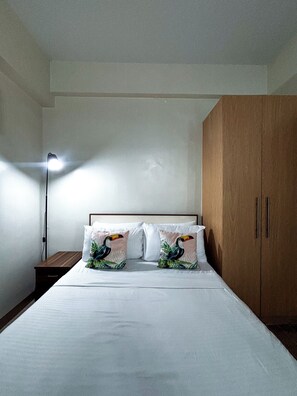 Shared Dormitory, 1 Bedroom, Balcony | 1 bedroom - Room-affordable Studio Unit Near Malls a (Iloilo)