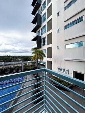 Dormitorio compartido, 1 habitación, balcón | Balcón