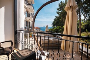 Property grounds - Sea View Apartment • Pool • 3 Min Walk to the Beach (Kalkan)
