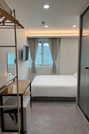 Standard-dobbeltværelse | Skrivebord, gratis Wi-Fi