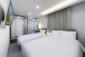 Phòng 2 giường đơn Deluxe | Bàn, truy cập Internet không dây miễn phí 