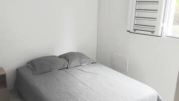 2 Schlafzimmer, Bügeleisen/Bügelbrett, Reisekinderbett, kostenloses WLAN