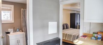 Mountain Song Cabin #2 (Pioneer #8)