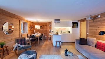 Apartamento familiar, 2 habitaciones, balcón (Casa Giardini in Dolonne) | Zona de estar | Una Smart TV