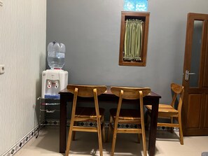 Familierom | Spiseområde på rommet