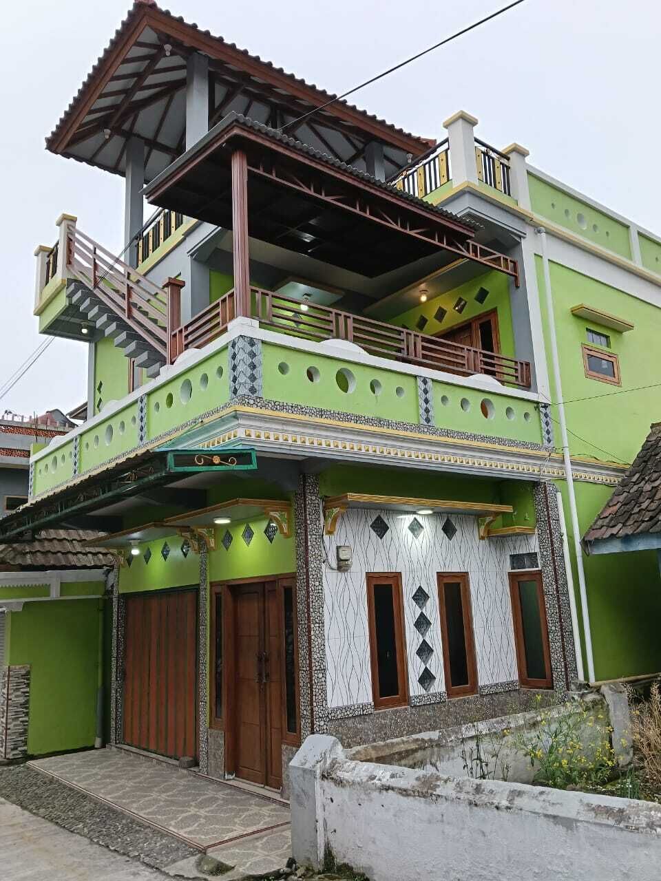 Mặt tiền nơi lưu trú