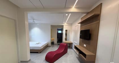 Indraprastha Executive Lodging