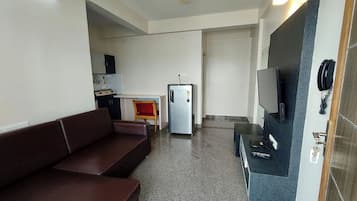 Triple Room Non A/C | Free WiFi, bed sheets