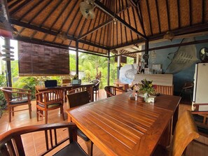 Interior - Perdana Homestay Lembongan (Lembongan Island)